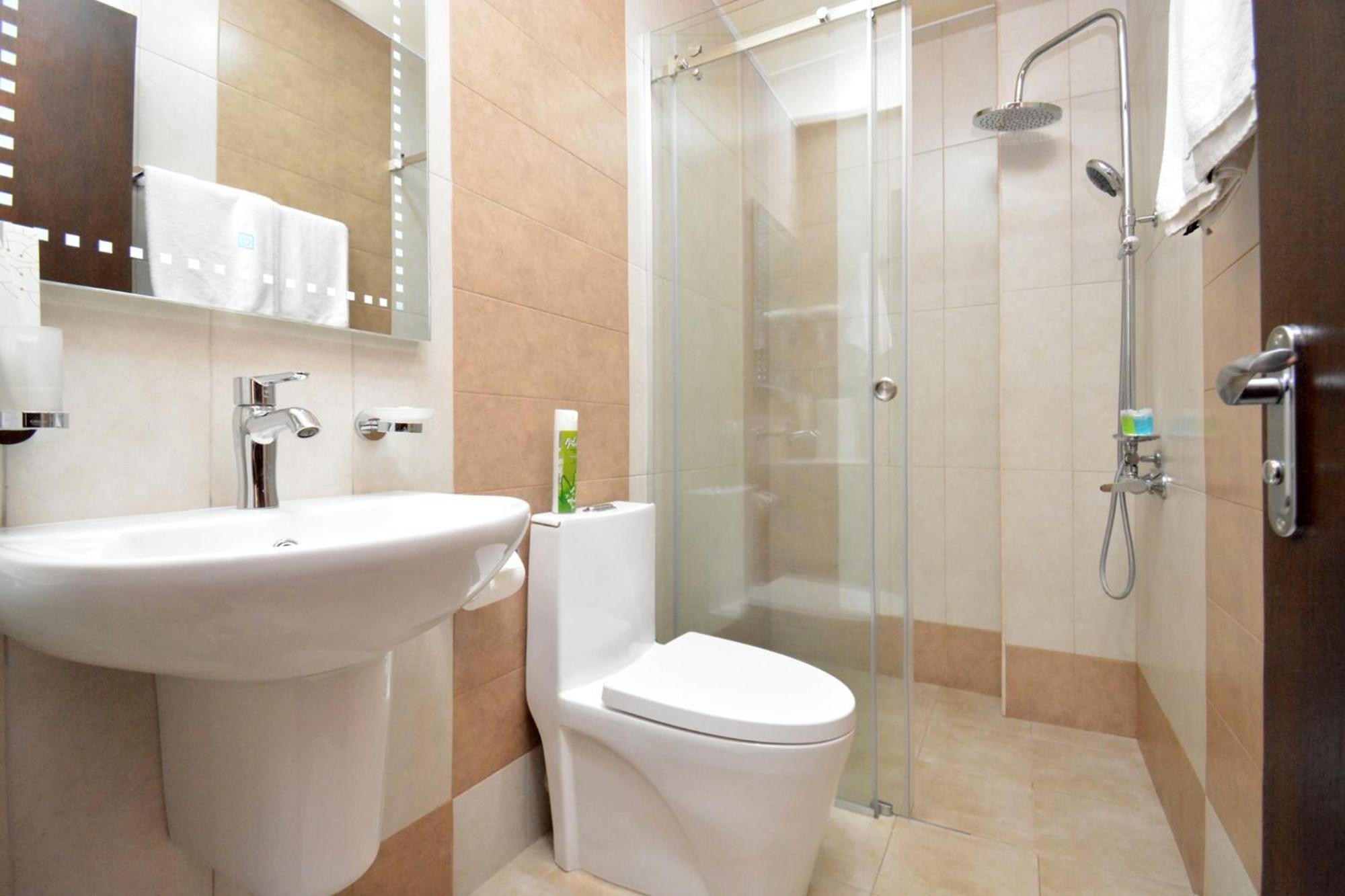 Partez Hotel Jerevan Buitenkant foto