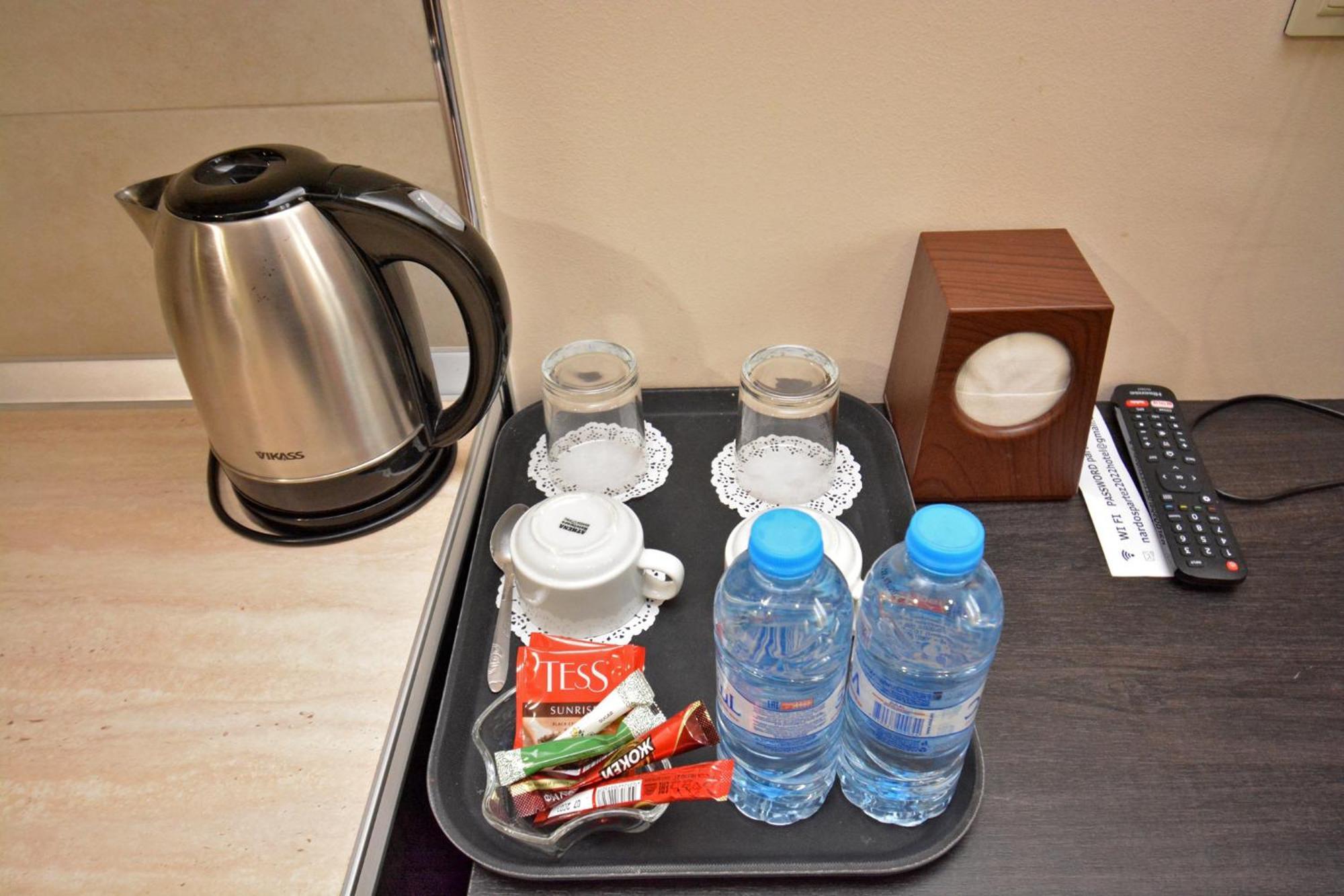 Partez Hotel Jerevan Buitenkant foto
